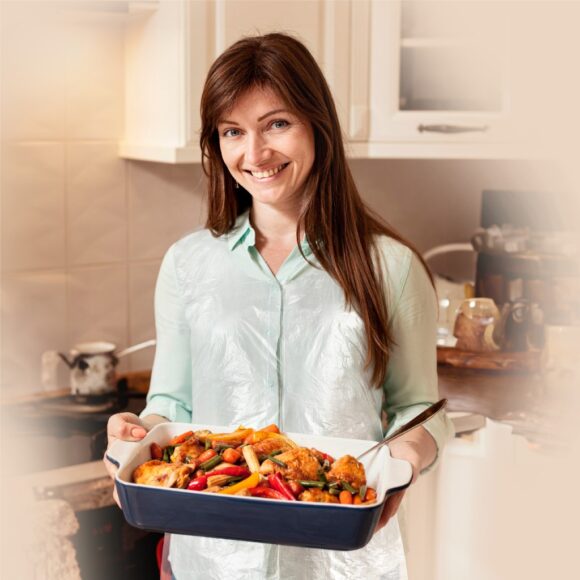 HD PE APRON 28X46" WHITE 100x10 Packets - Image 4